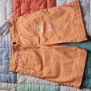 NWT OshKosh shorts size 7